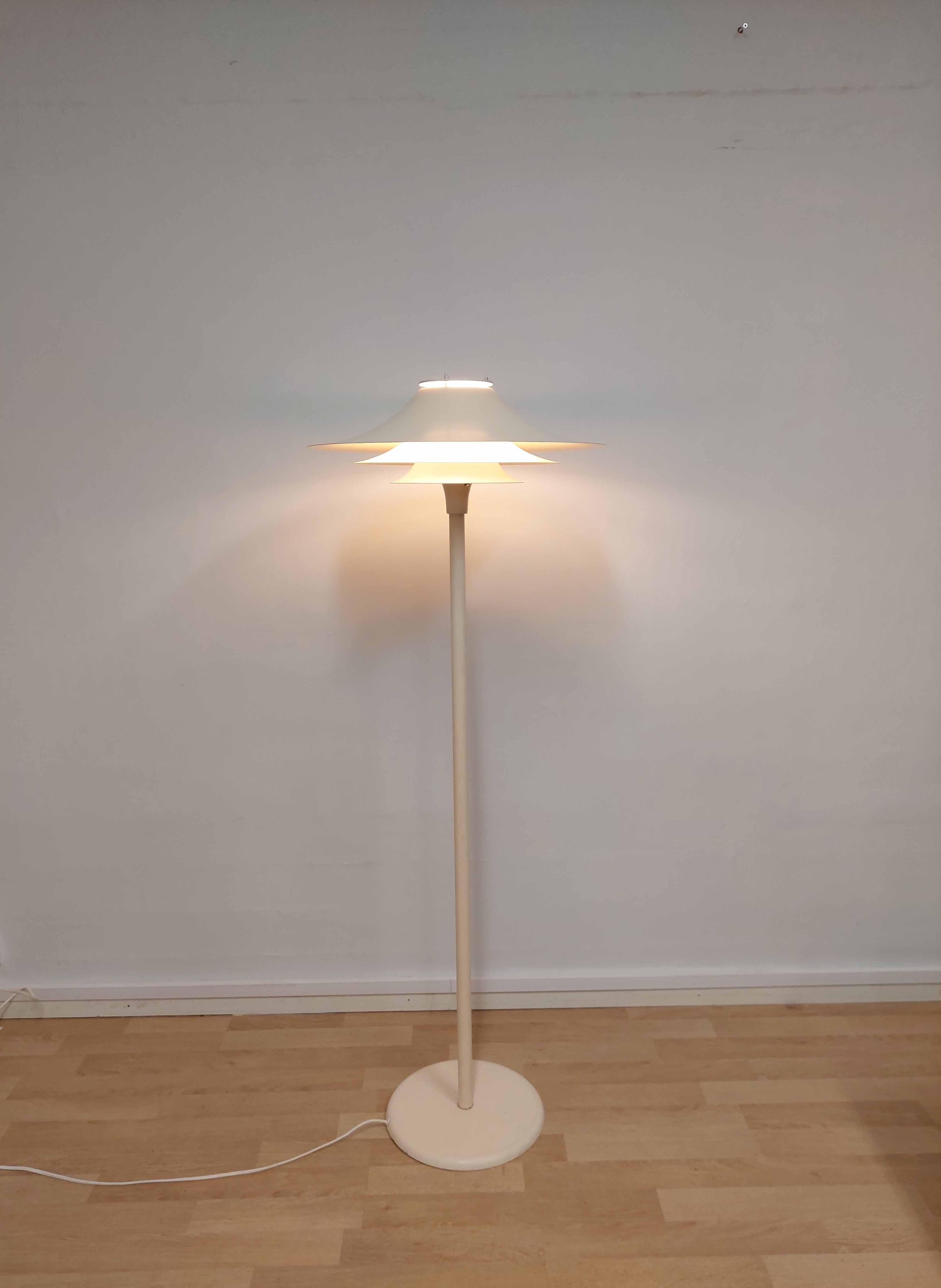 Adina floor lamp for Lyfa