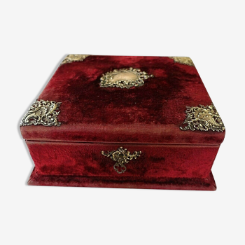 Napoleon III jewelry/sewing box; XIX