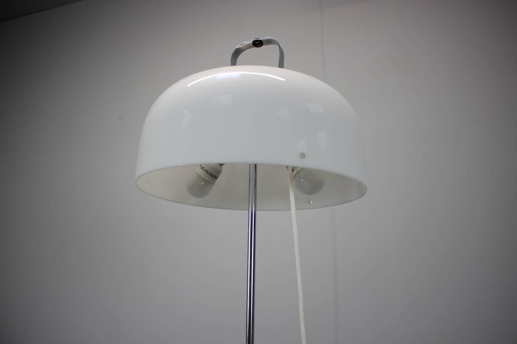 Mid-Century Floor Lamp Medusa by Luigi Massoni for Guzzini, 1970s, Italy