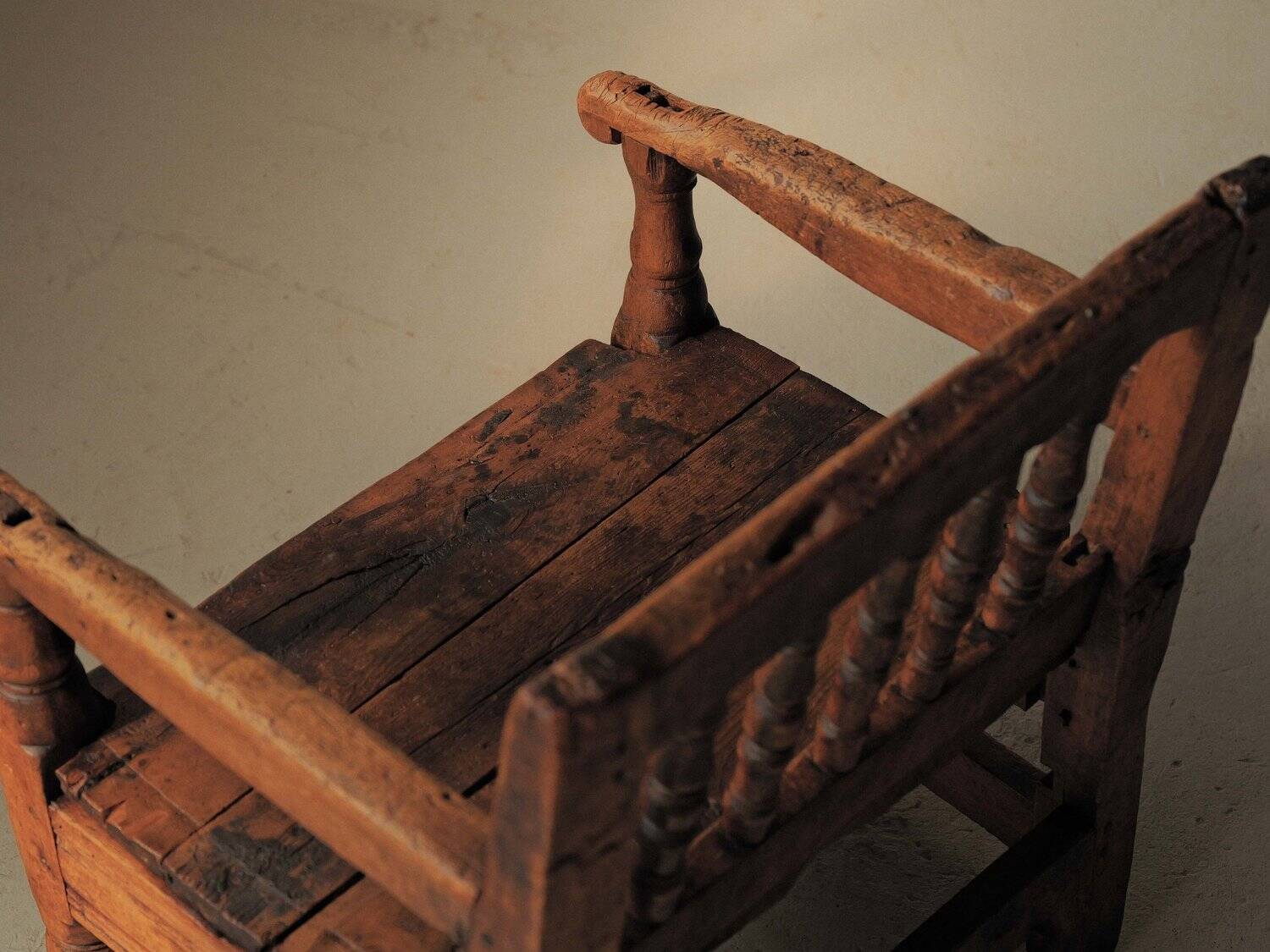 Alpine armchair in larch, 18th century