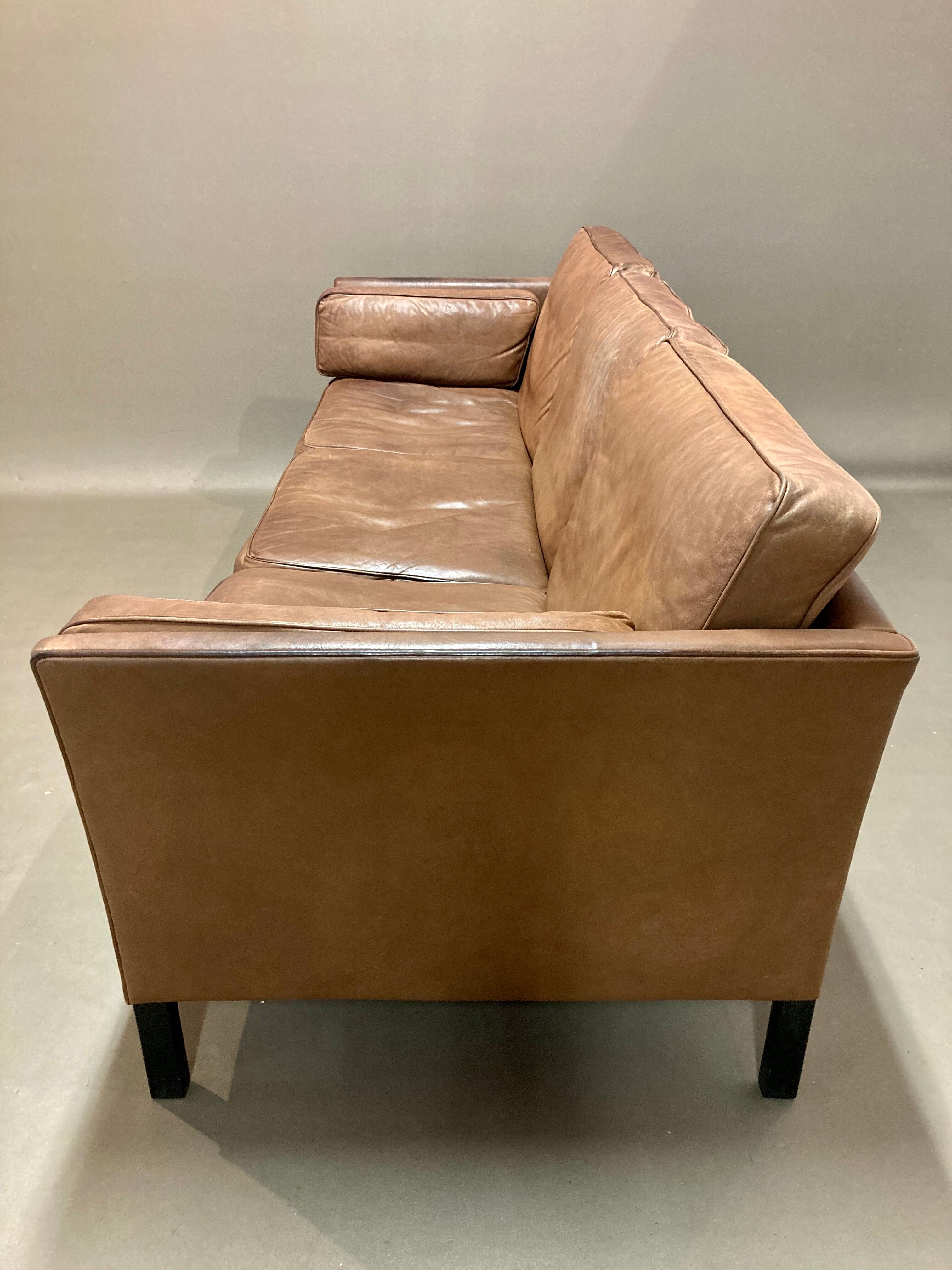 Sofa 3 places leather scandinavian design 1960