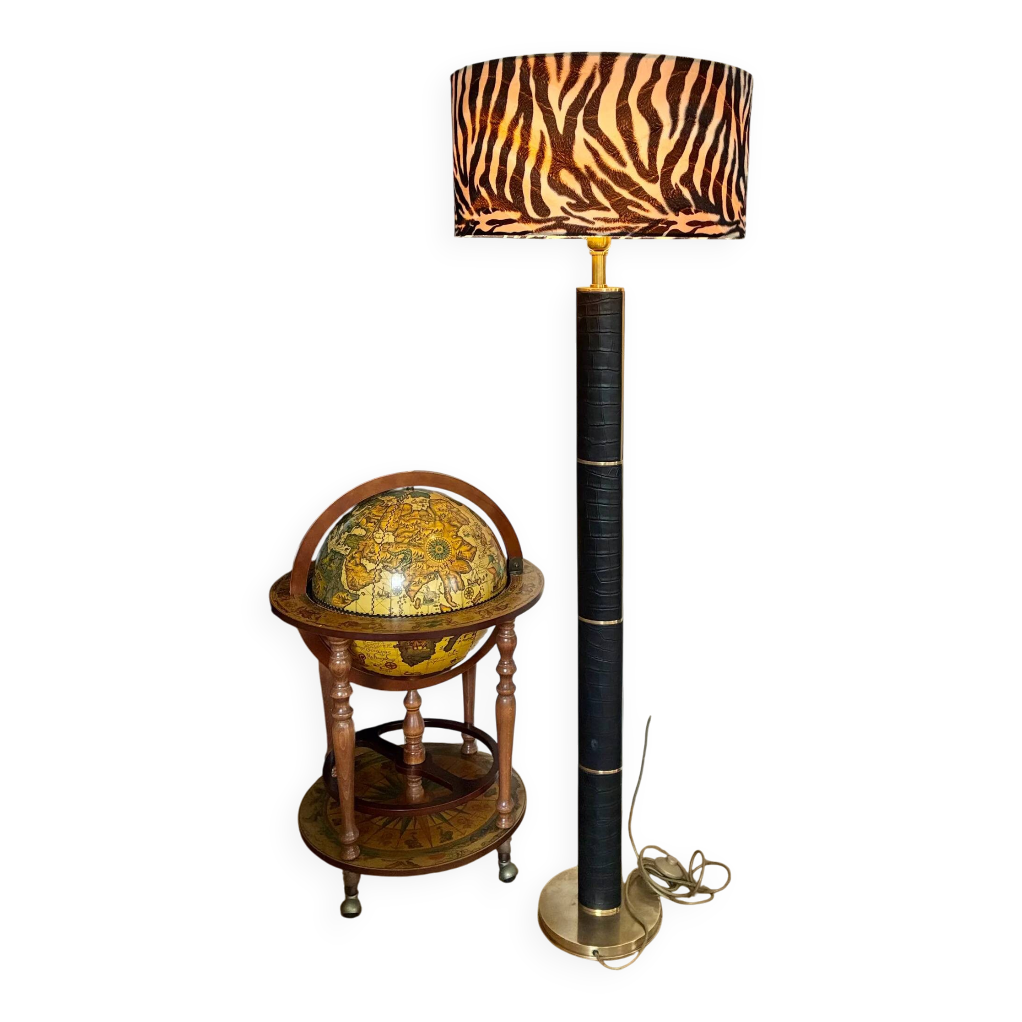 Large Ralph Lauren floor lamp in leather and brass