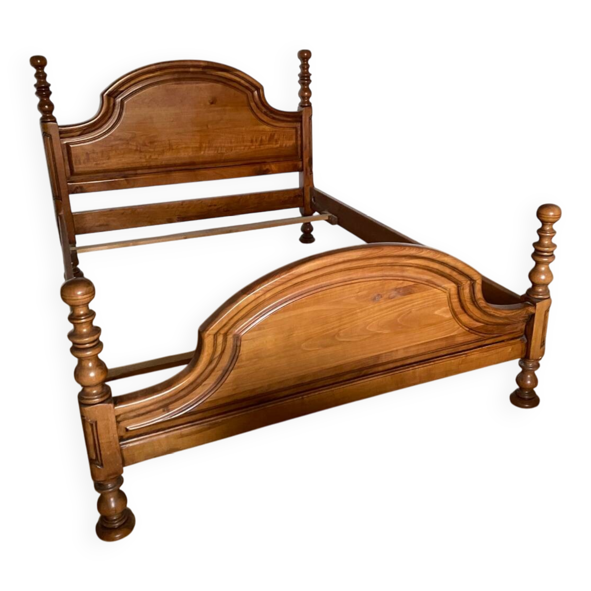 Double bed in turned wood