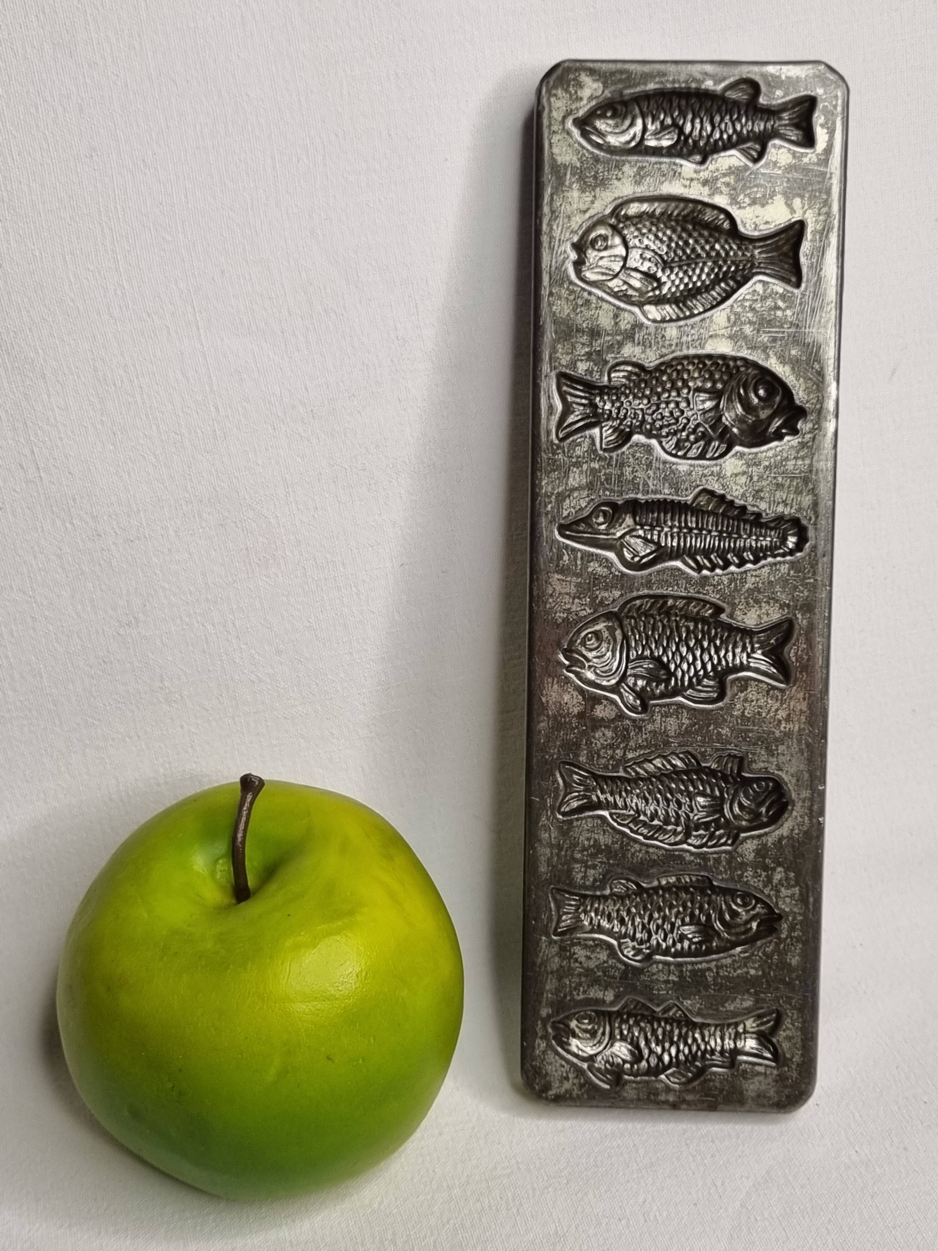 Old chocolate mold, fish shapes, 22 cm
