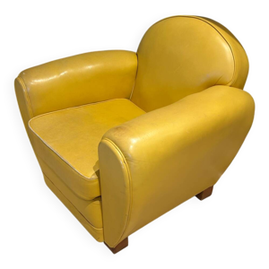 Un fauteuil club en cuir
