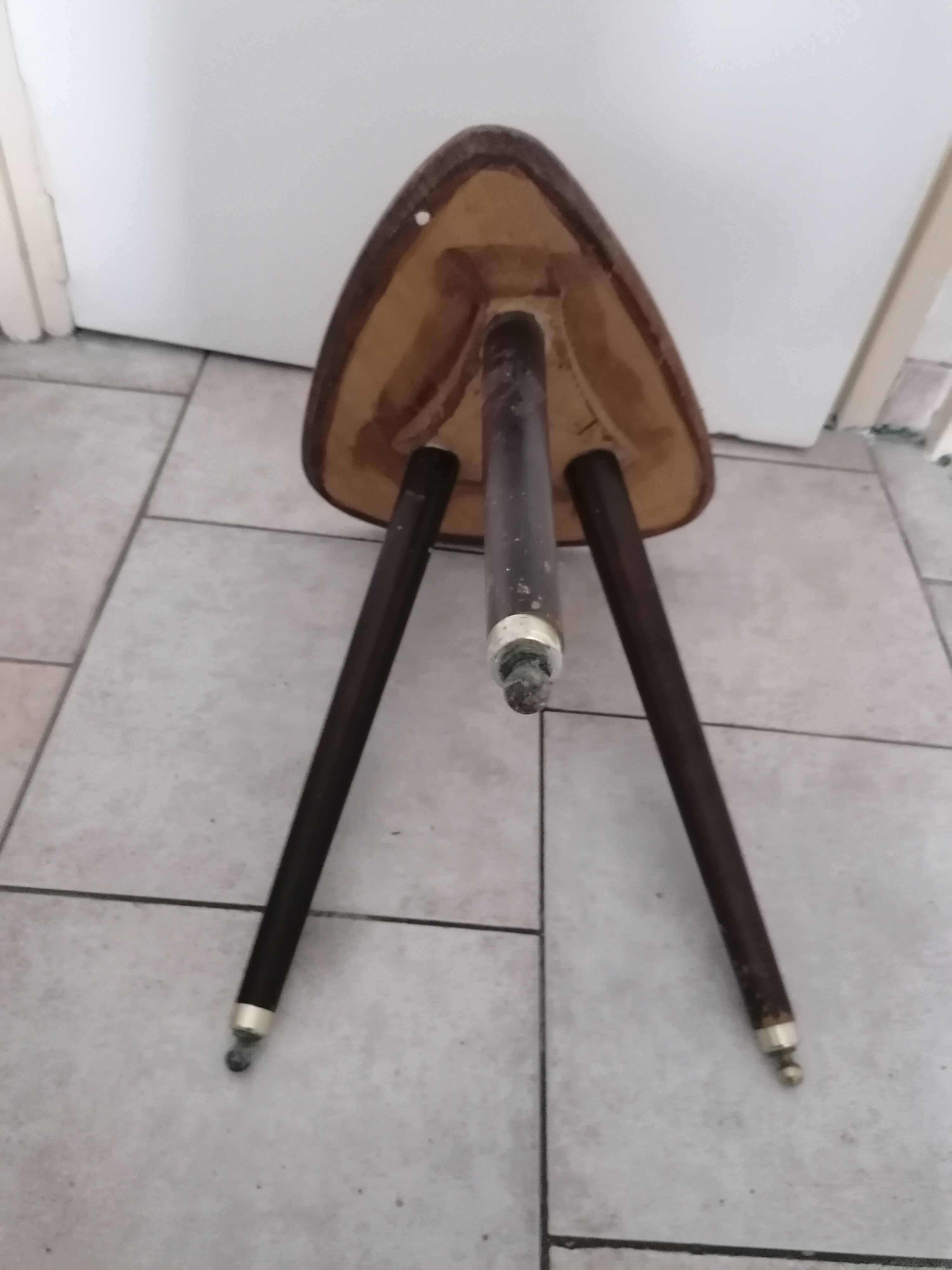 Extra table wood tripod feet compas vintage