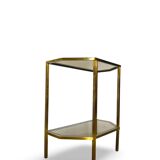 Table d'appoint italienne demi-hexagonale en laiton des années 1970.