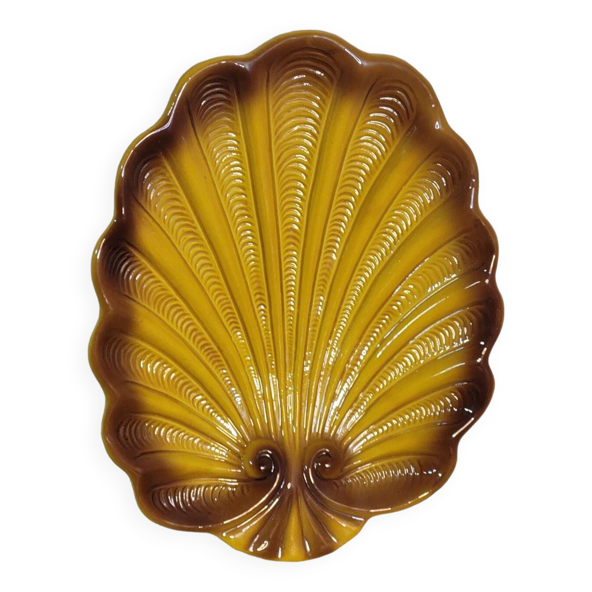 Vintage shell dish