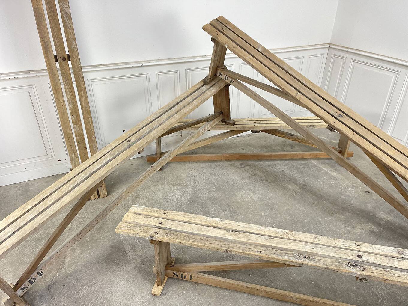 Slatted benches 1930 in beech