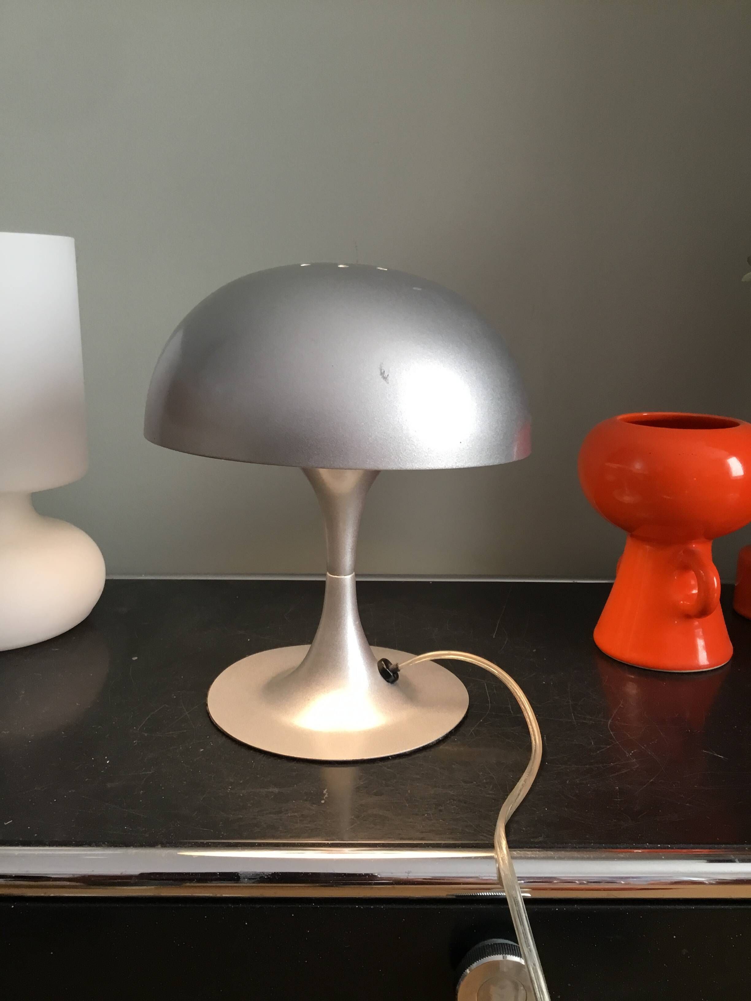 Grey metal mushroom lamp Mathias