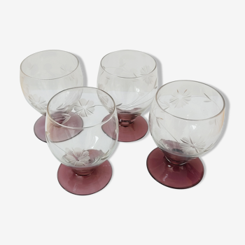 Set of 4 glasses engraved with plum foot