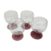 Ensemble de 4 verres gravés au pied prune