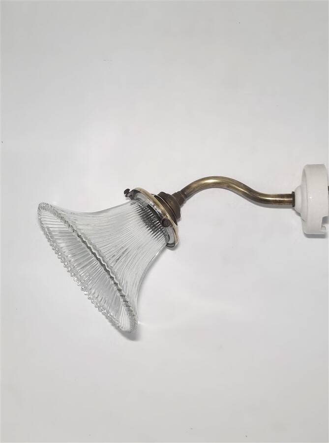 Holophane wall light