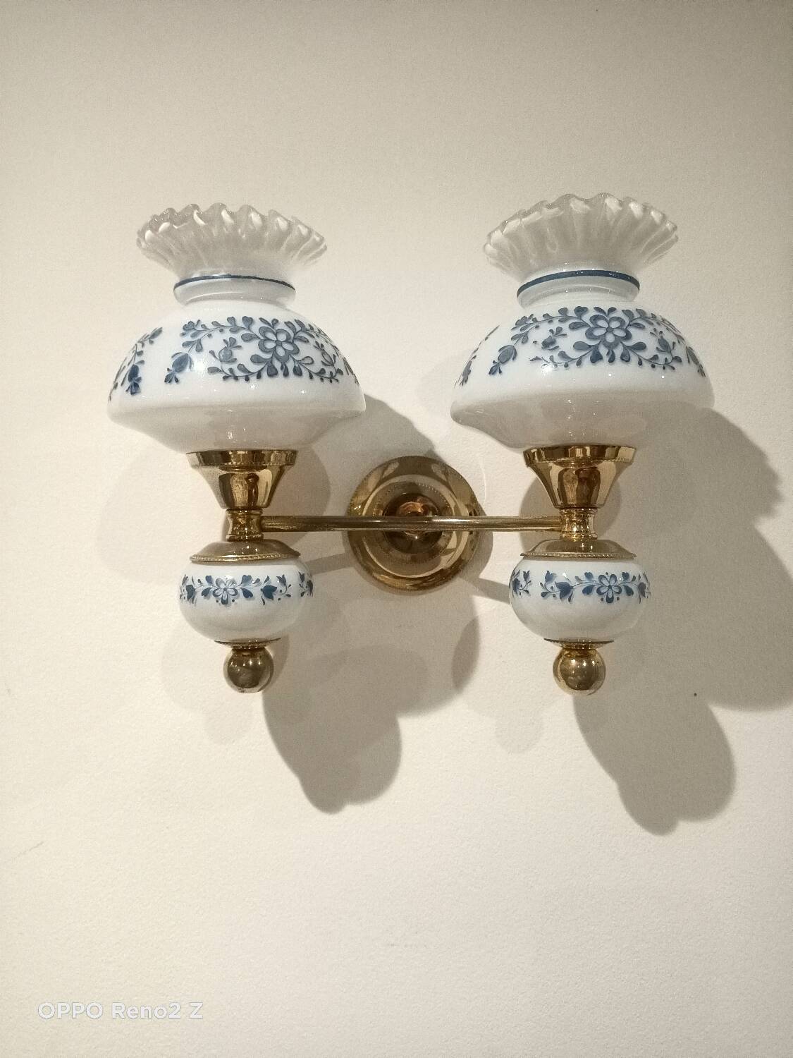 Vintage double wall light