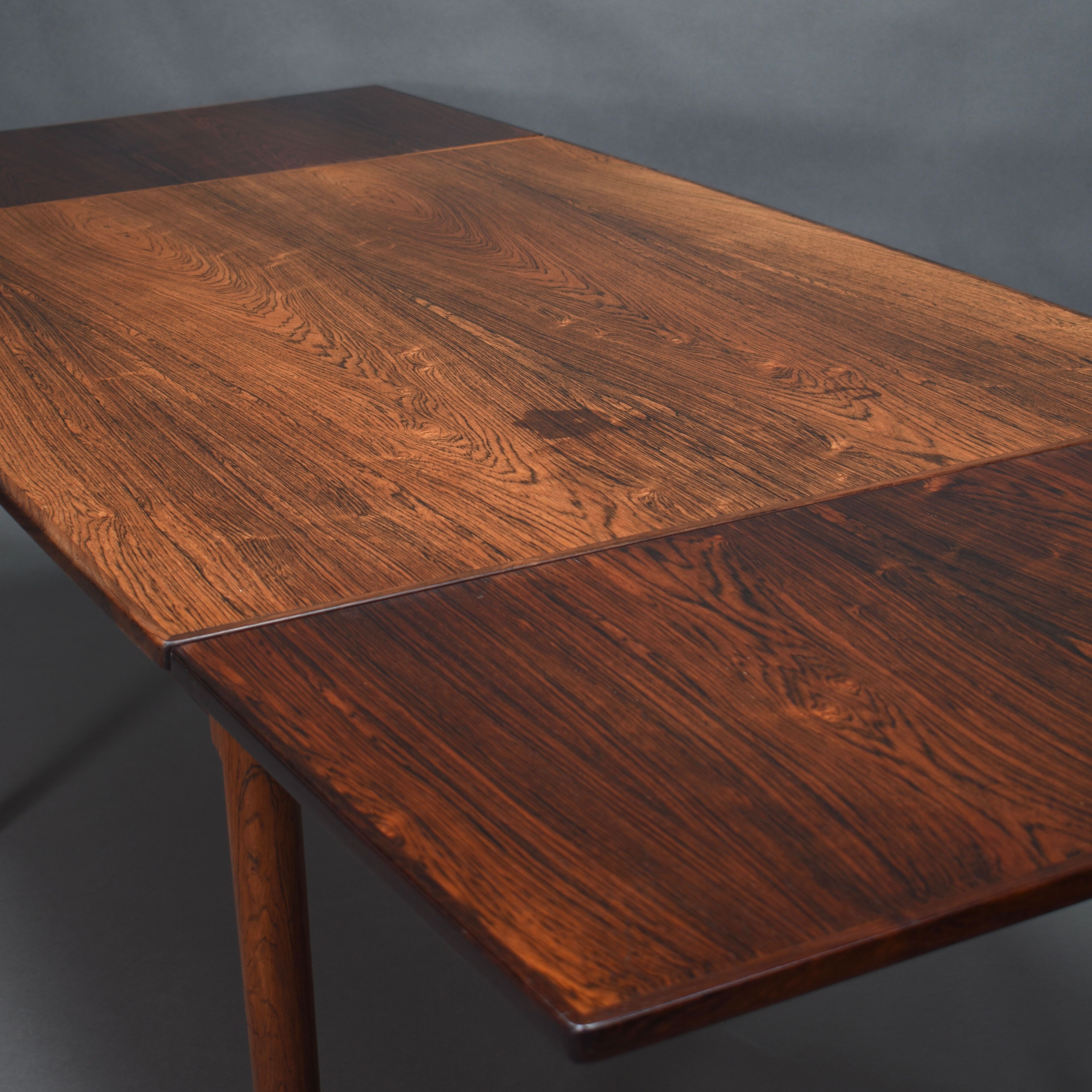 Brazilian rosewood extendable dining table by Niels O. Møller, Denmark – circa 1950