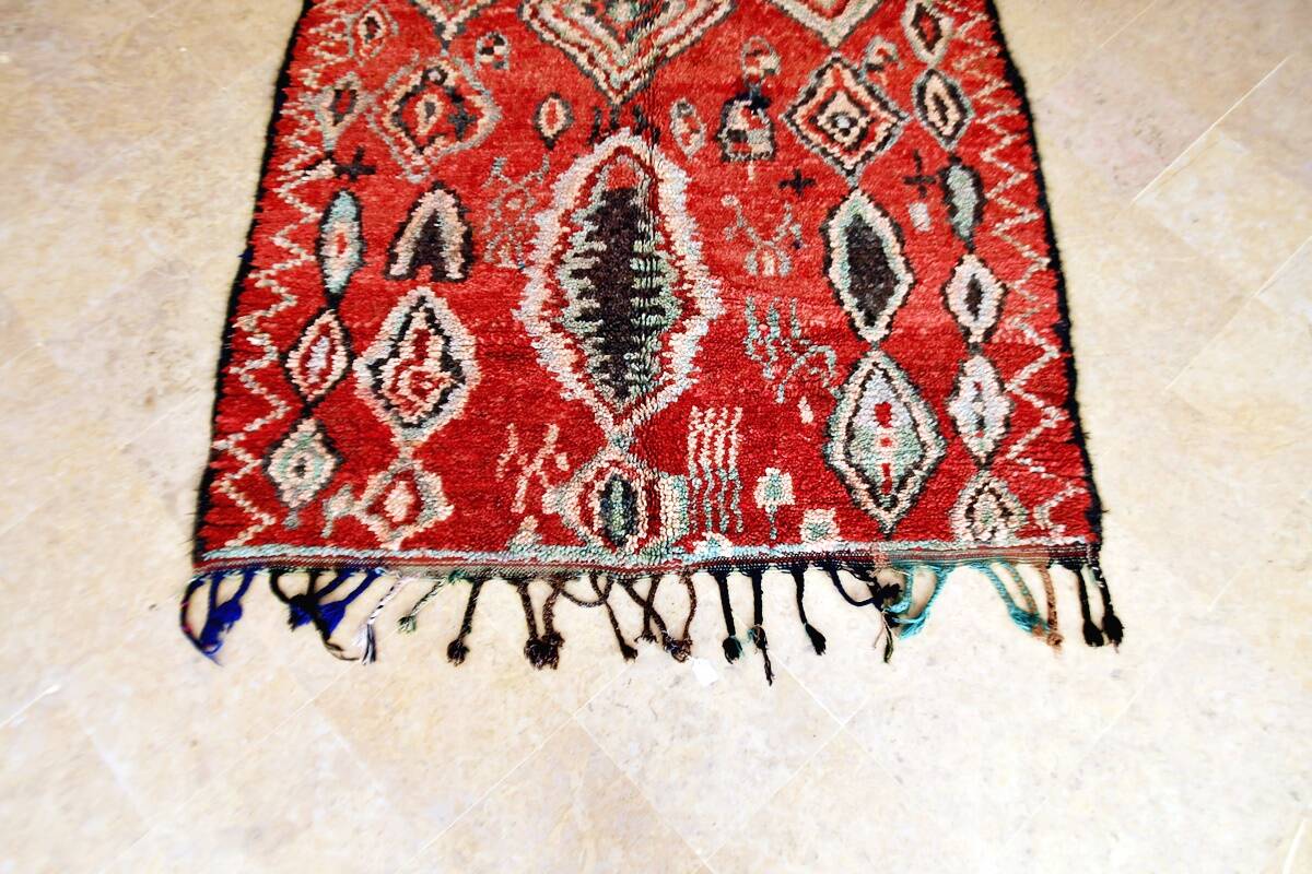 Moroccan Berber rug Boujaad vintage 250 x 155 cm Excellent condition