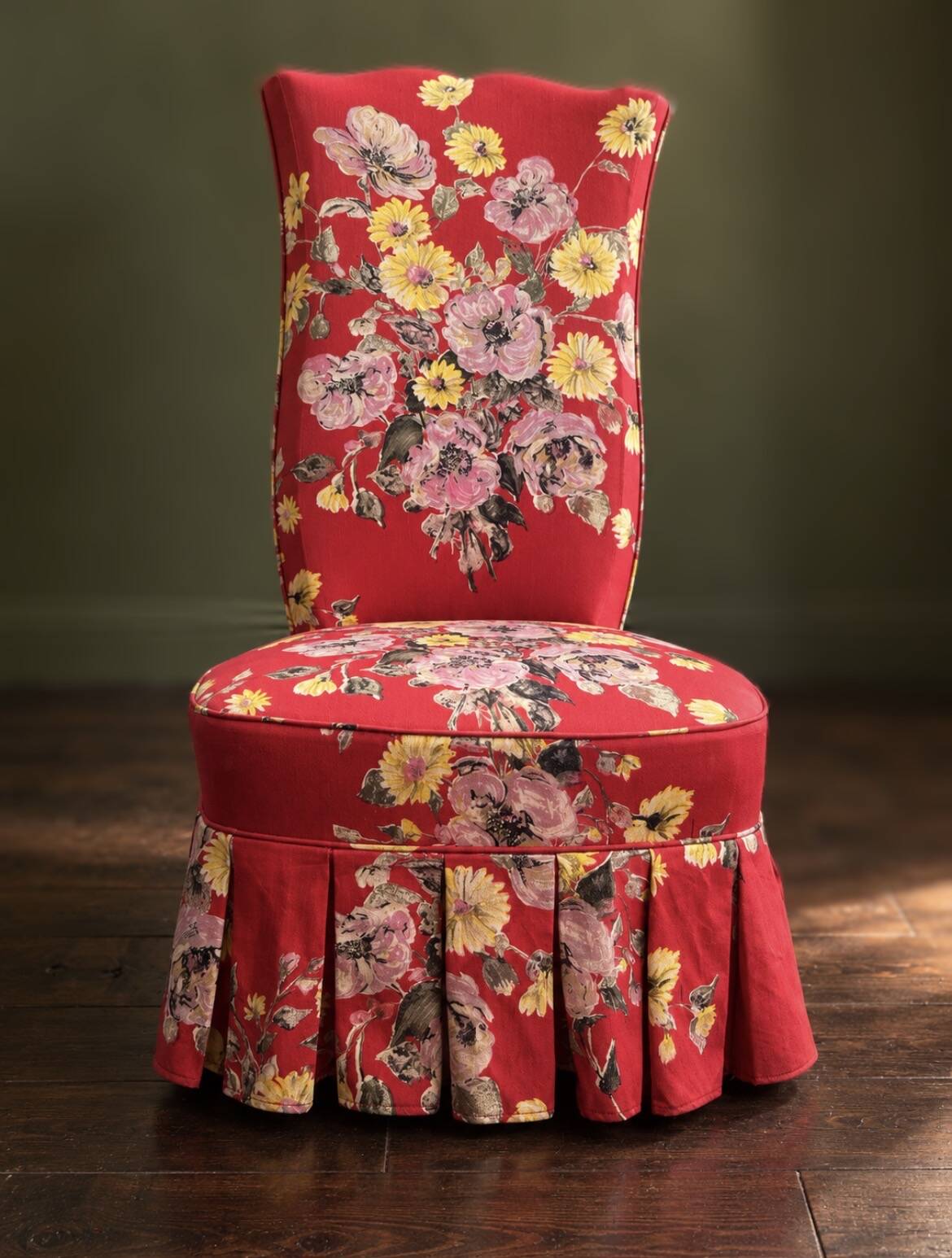 Large vintage floral armchair from the 1960s – unusual and pretty
