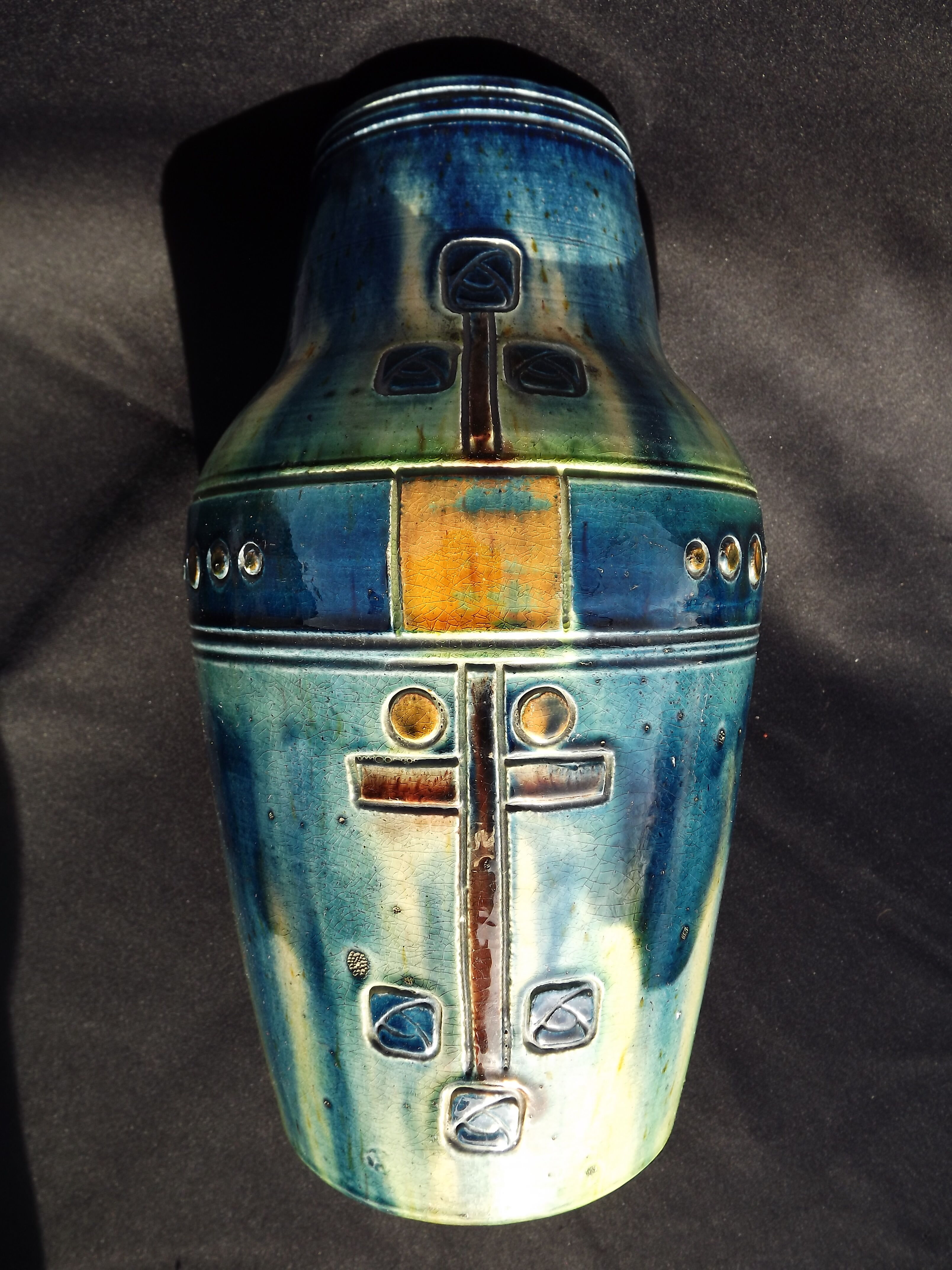 Art deco vase