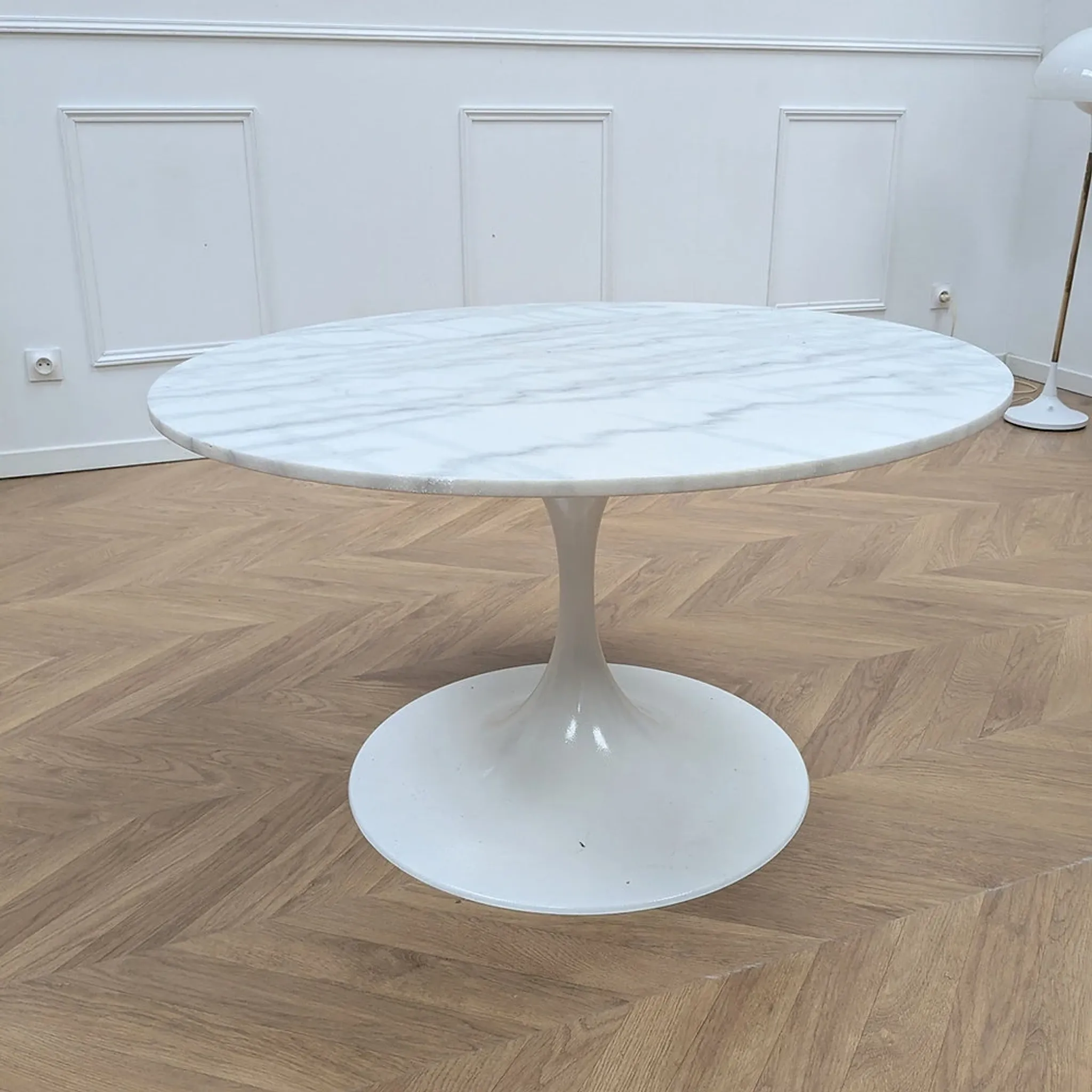 AKA Wattenheimer coffee table from the 1960s, marble and aluminium cast.