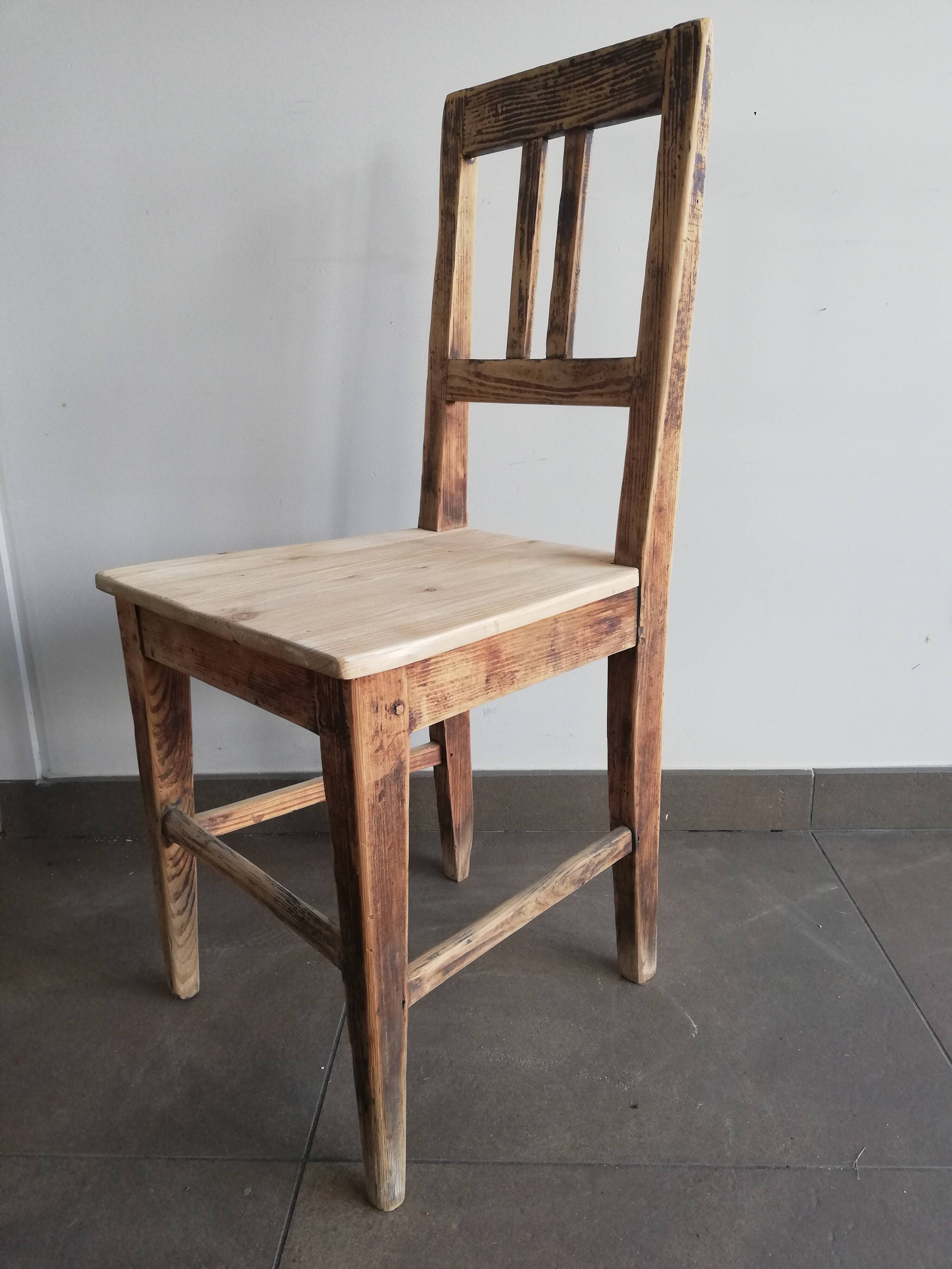 Set of 5 vintage wooden chairs