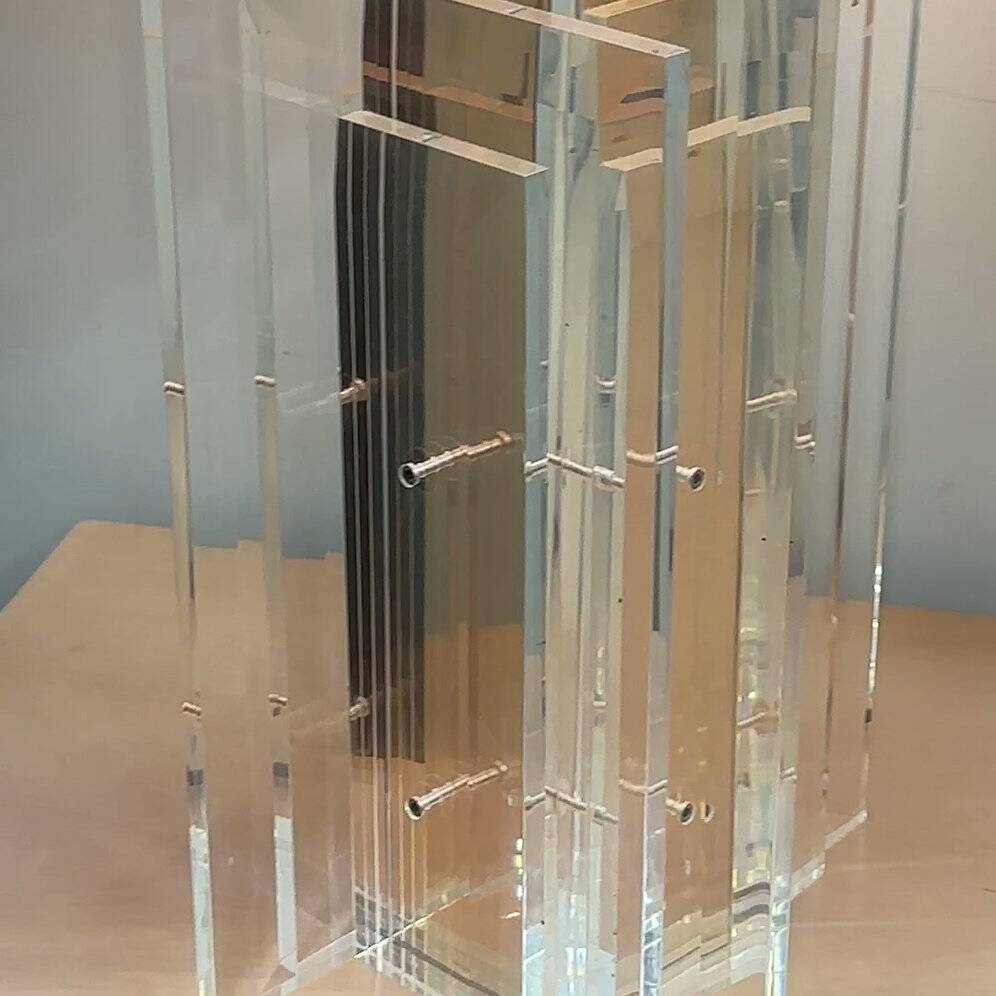 Large glamorous 1970s brass & lucite architectural table lamp