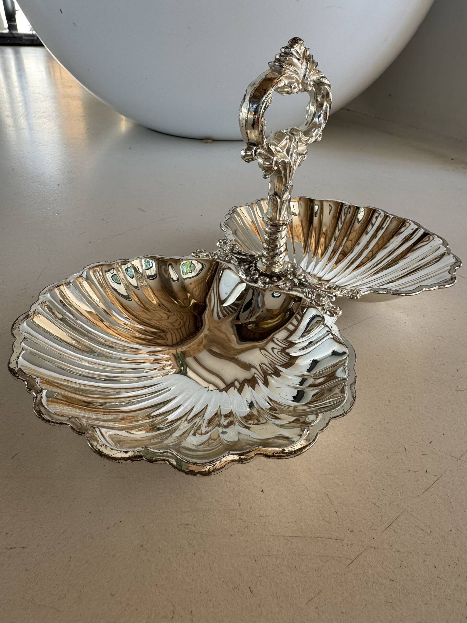 Présentoir coquillage en métal argenté vintage