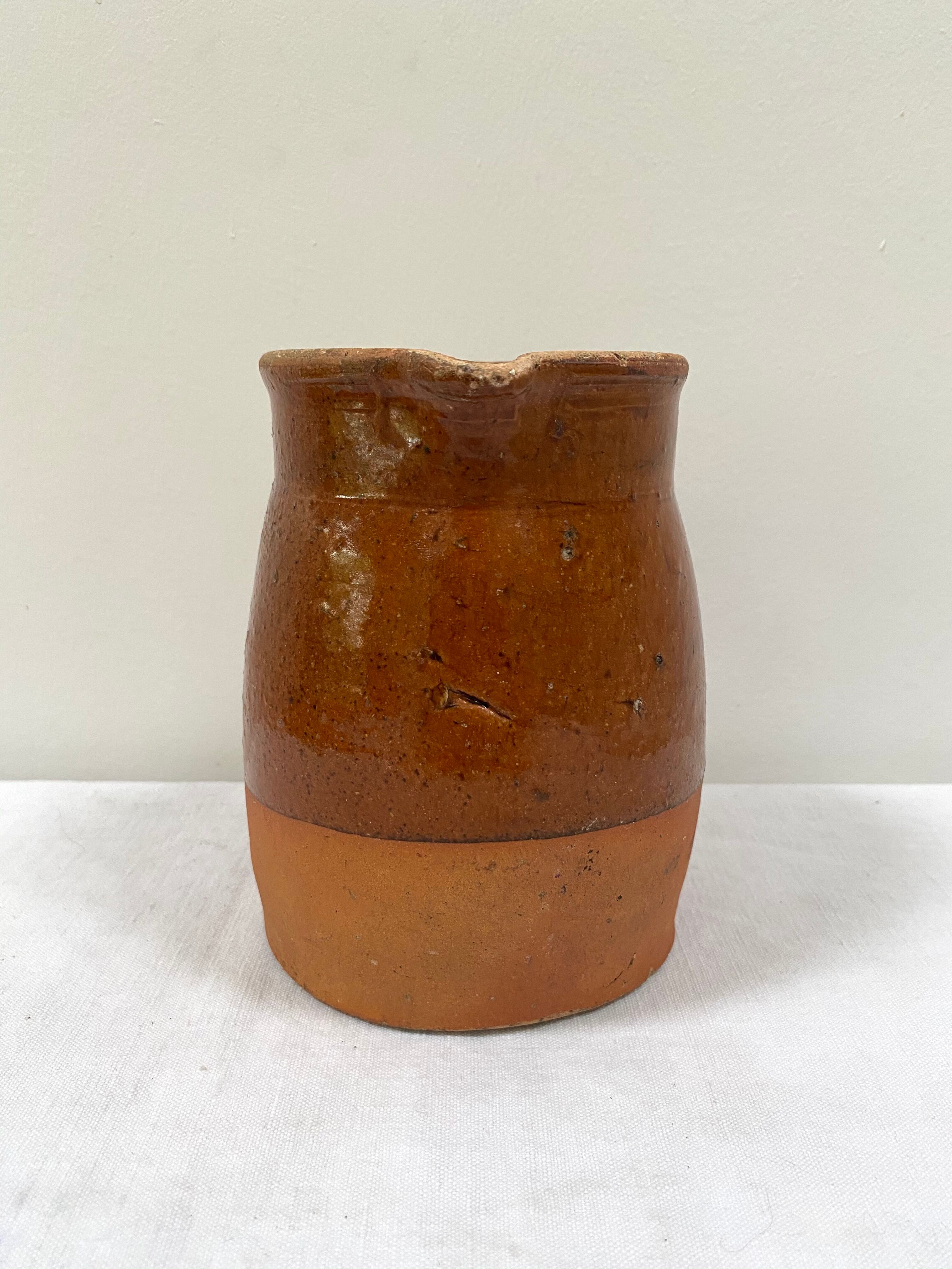 Pitcher old vase in two-tone sandstone