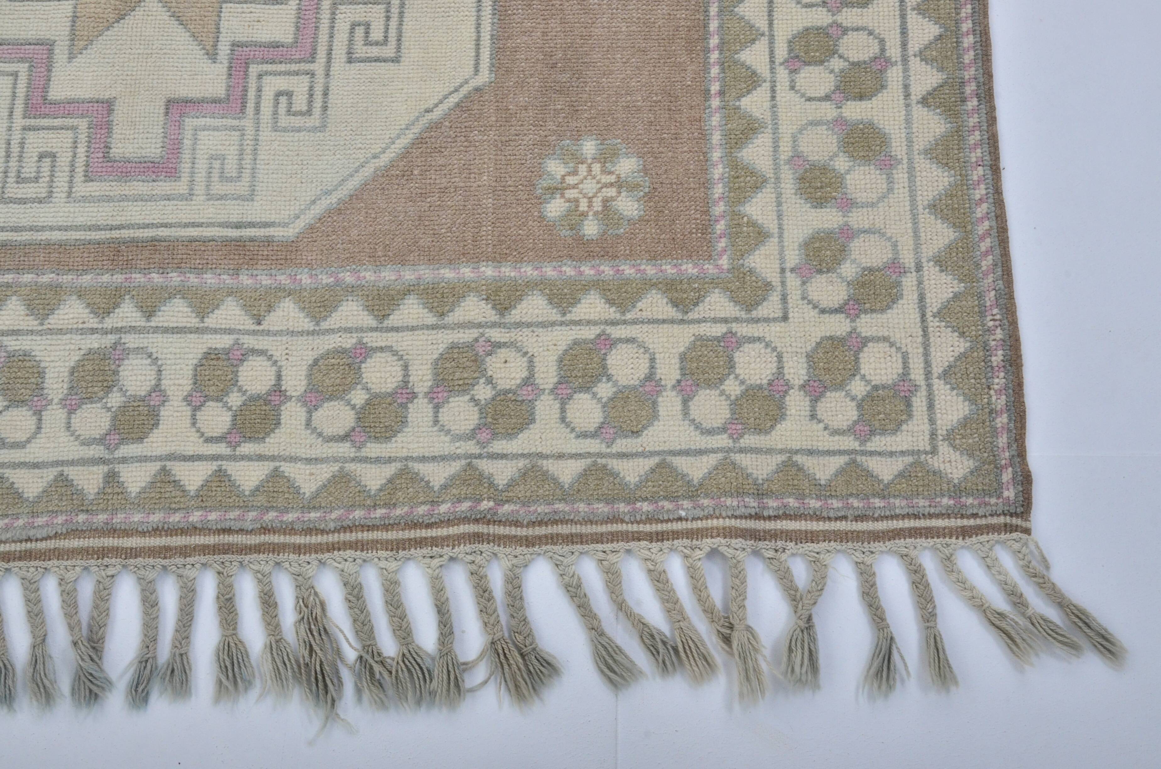Home Living Vintage Wool Rug sku 3588