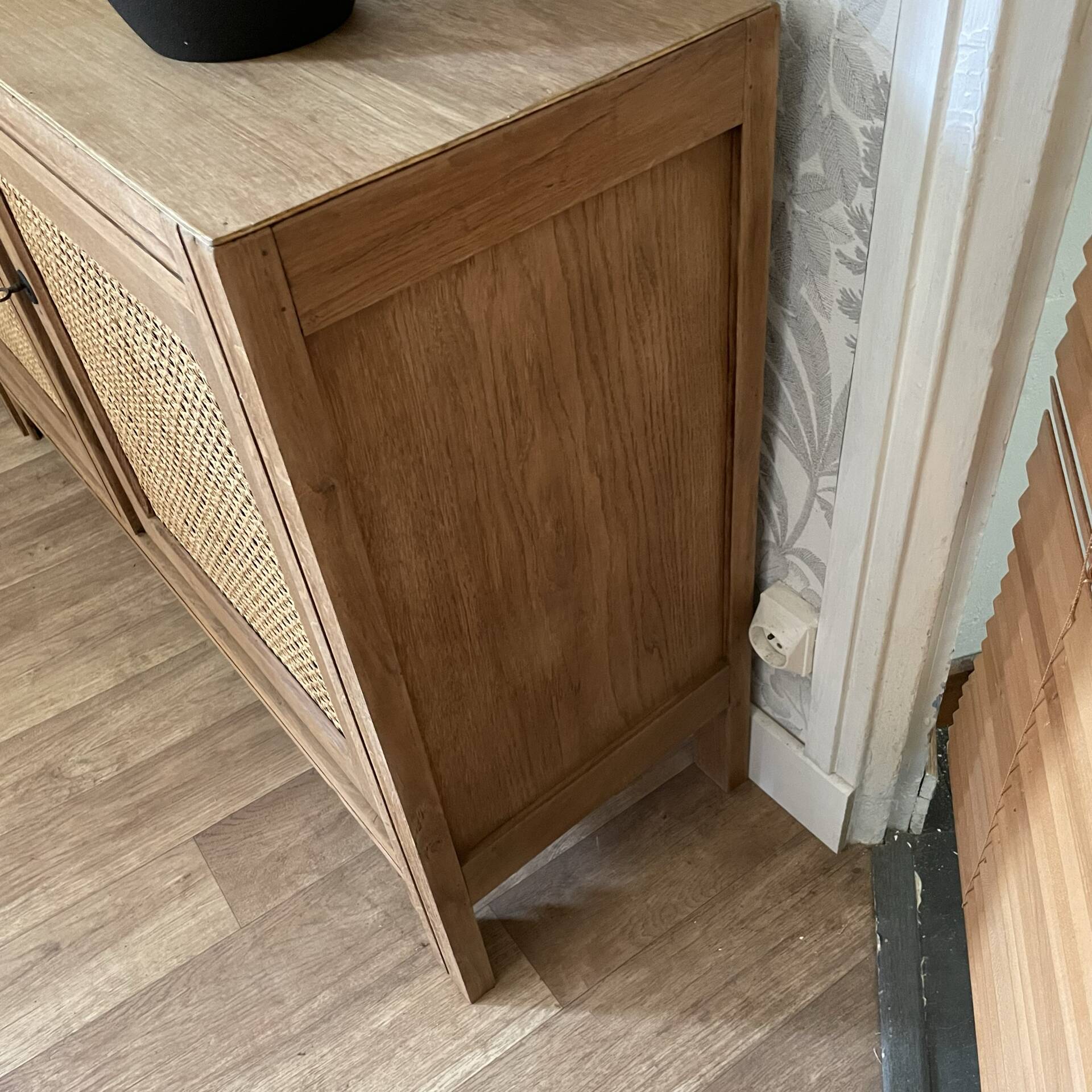 Buffet caning