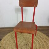 Chaise d'école enfant