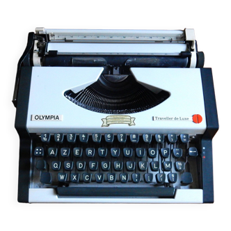 Machine à écrire Olympia Traveller de Luxe blanche