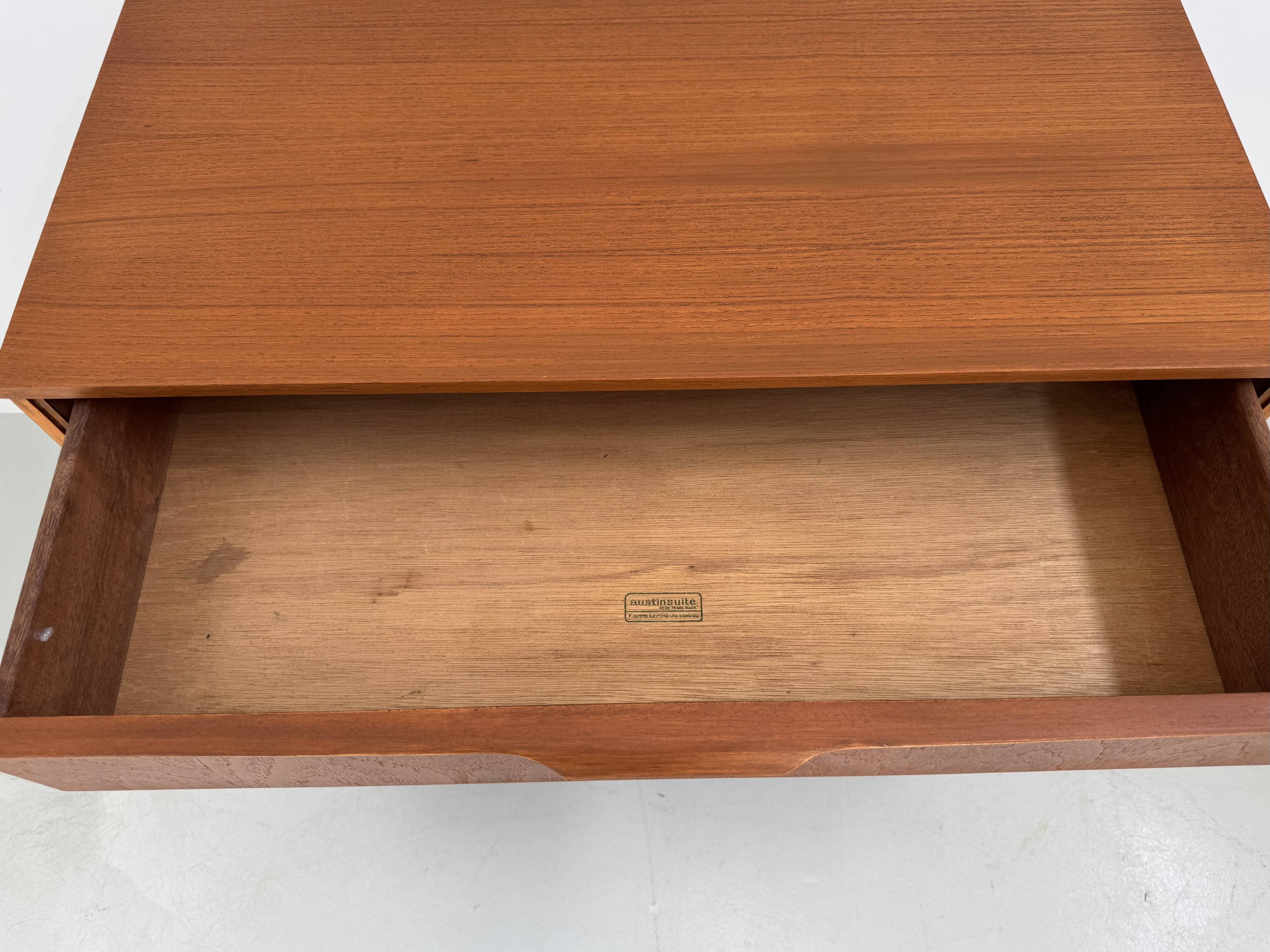 Vintage chest of drawers from Austinsuite, designed by Frank Guille, 1960s.