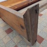 Ancien petit banc en bois