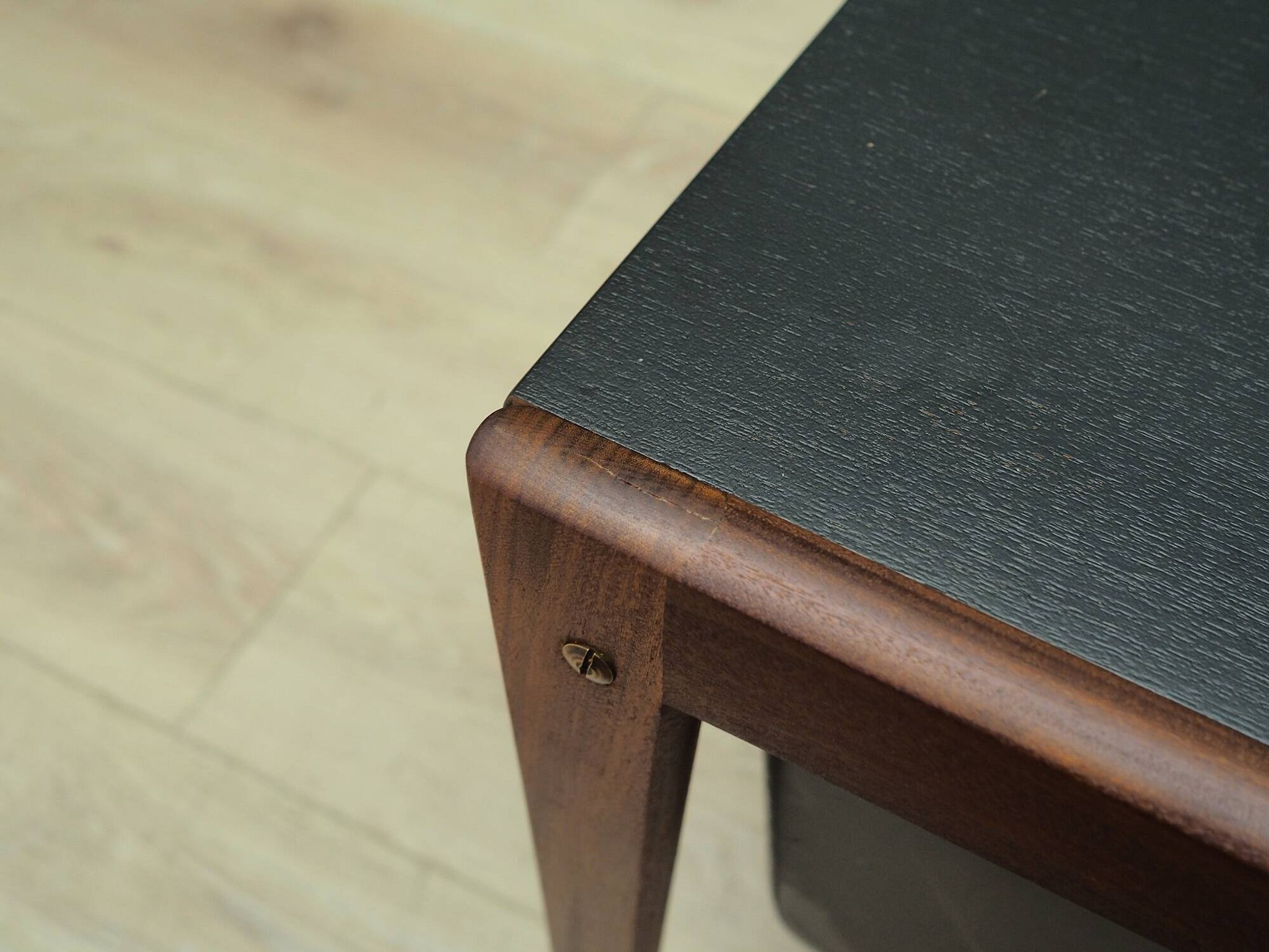 Table de couture en teck, design danois, années 1960, production : Danemark