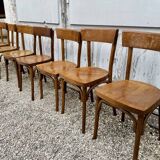Série Lot de 7 anciennes chaises bistrot en bois