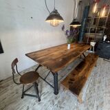 Table industrielle en bois