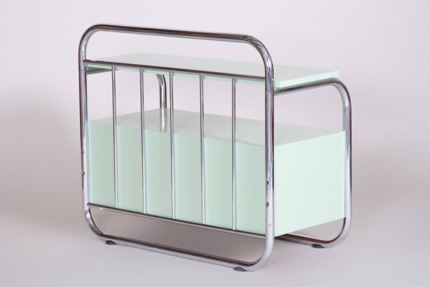 Vintage Bauhaus Cabinet in Chrome-Plated Steel and Lacquered Wood, 1930s
