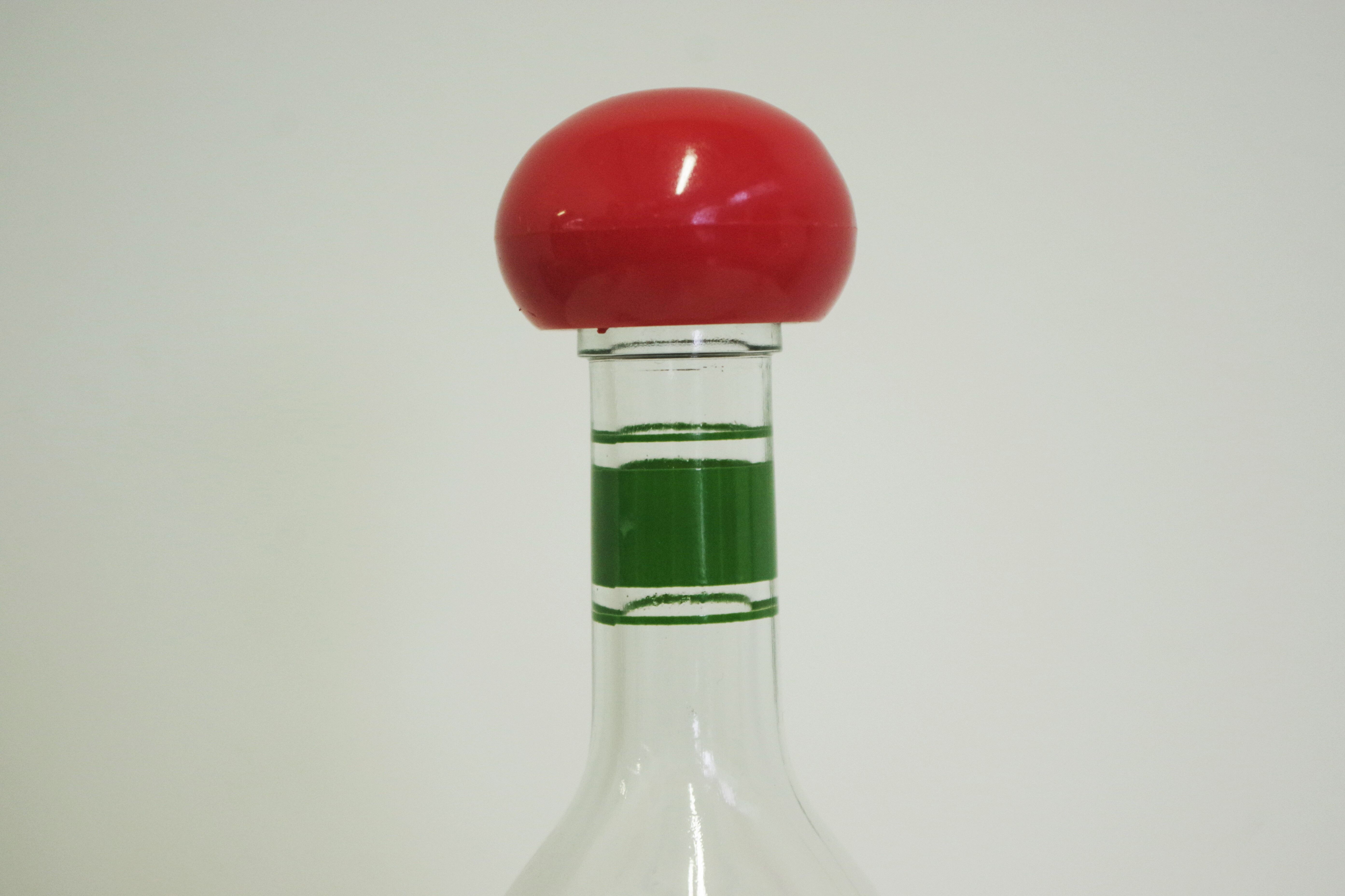 Liquor bottle and glasses, 1960s, set of 6