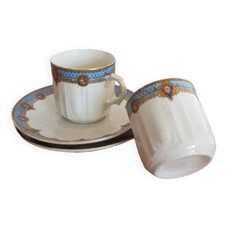 Set of 2 English style tea cups