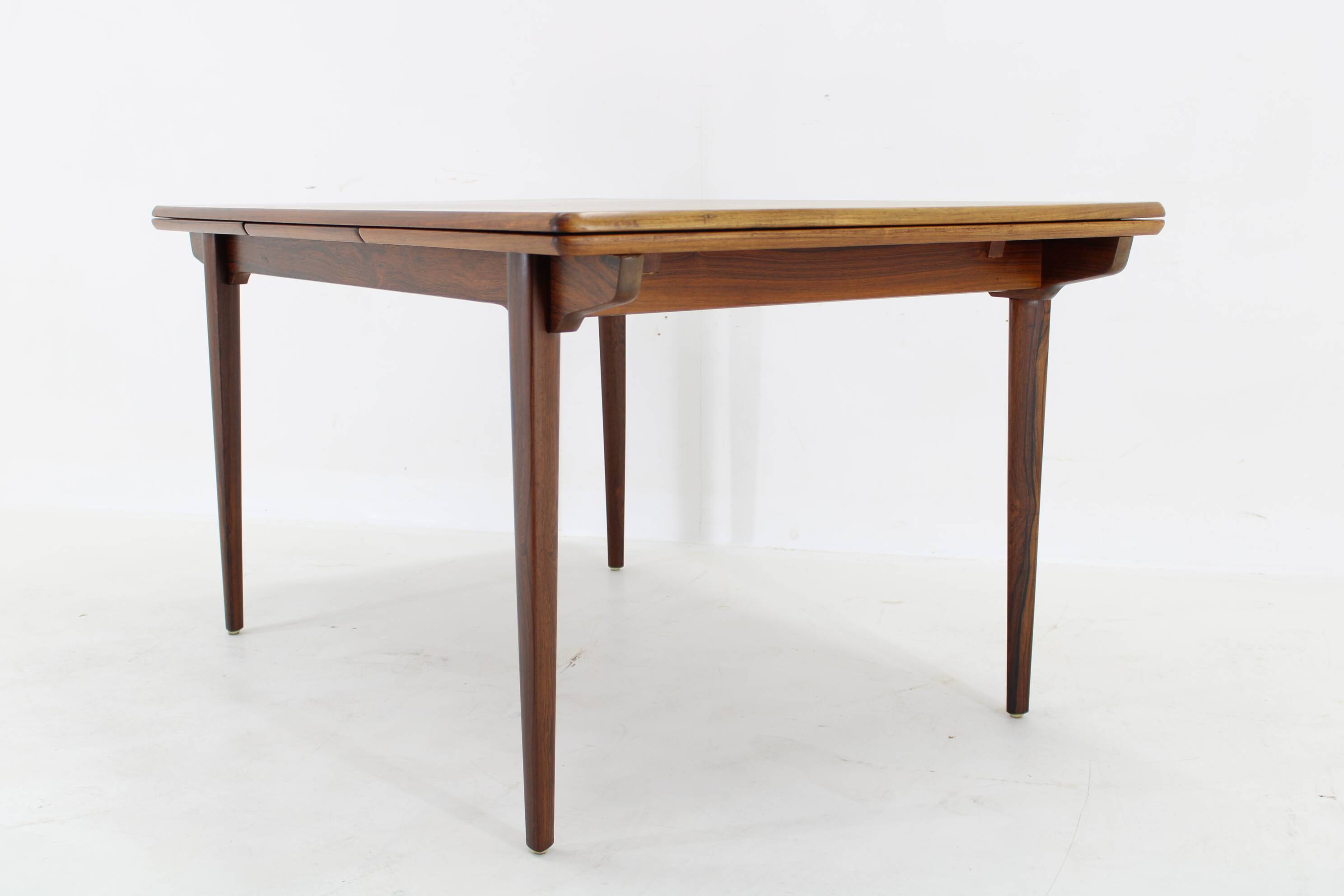 1960s Danish Wooden Extendable Dining Table