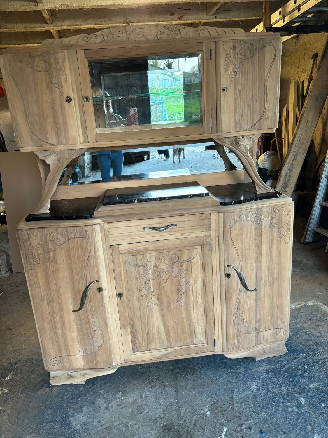 Buffet parisien Art Déco en bois naturel