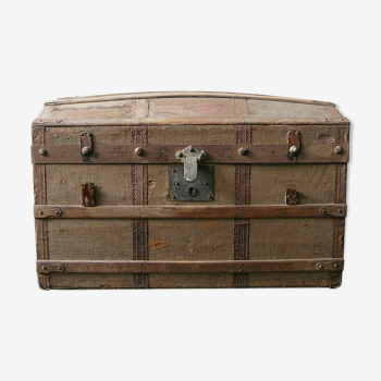 Antique overseas suitcase