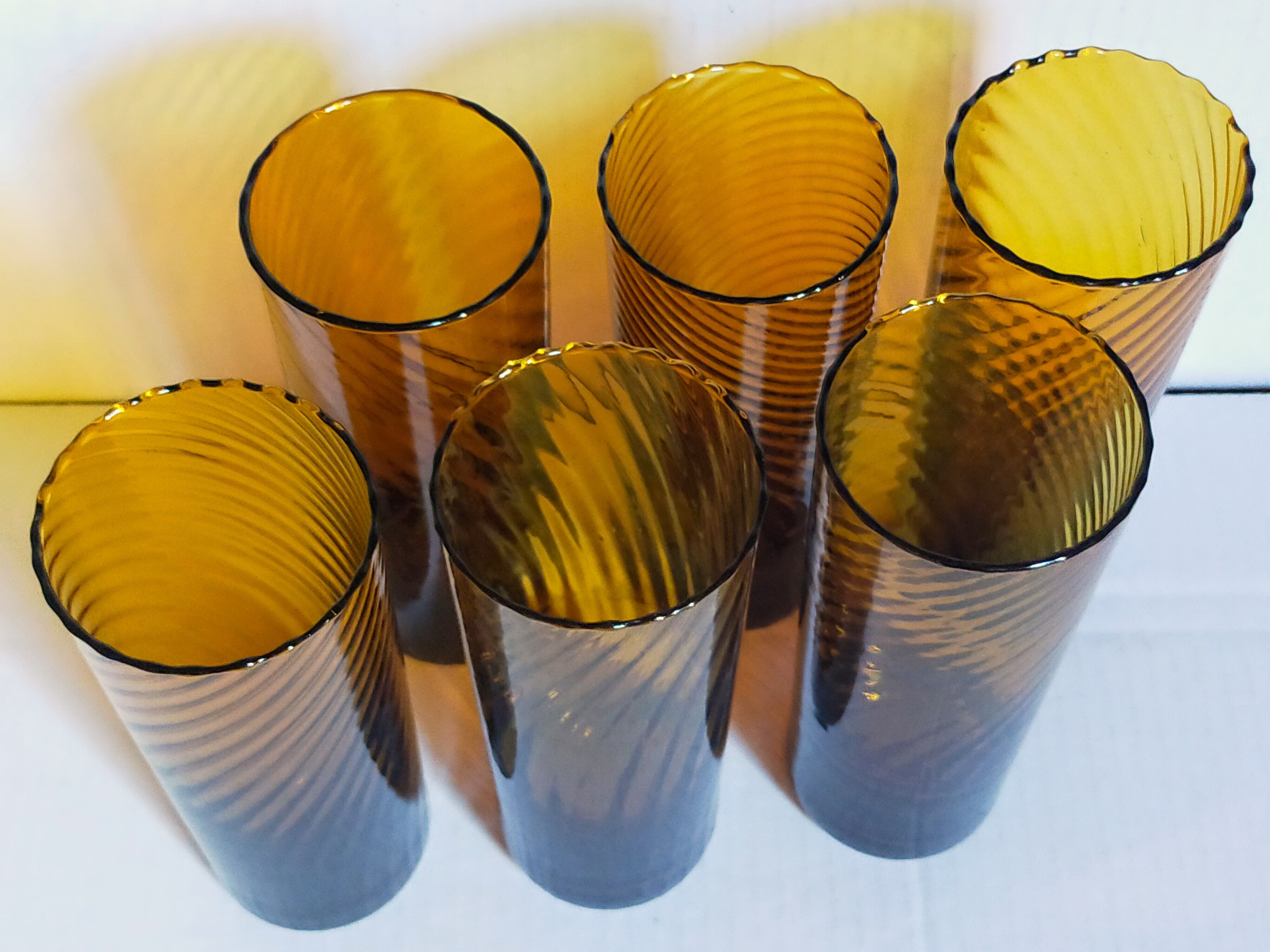 Lot de six verres en verre soufflé