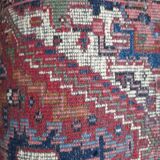 Hand-knotted Persian rug 140 x 72 cm