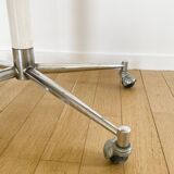 Tablet with chrome and white lacquered wheels