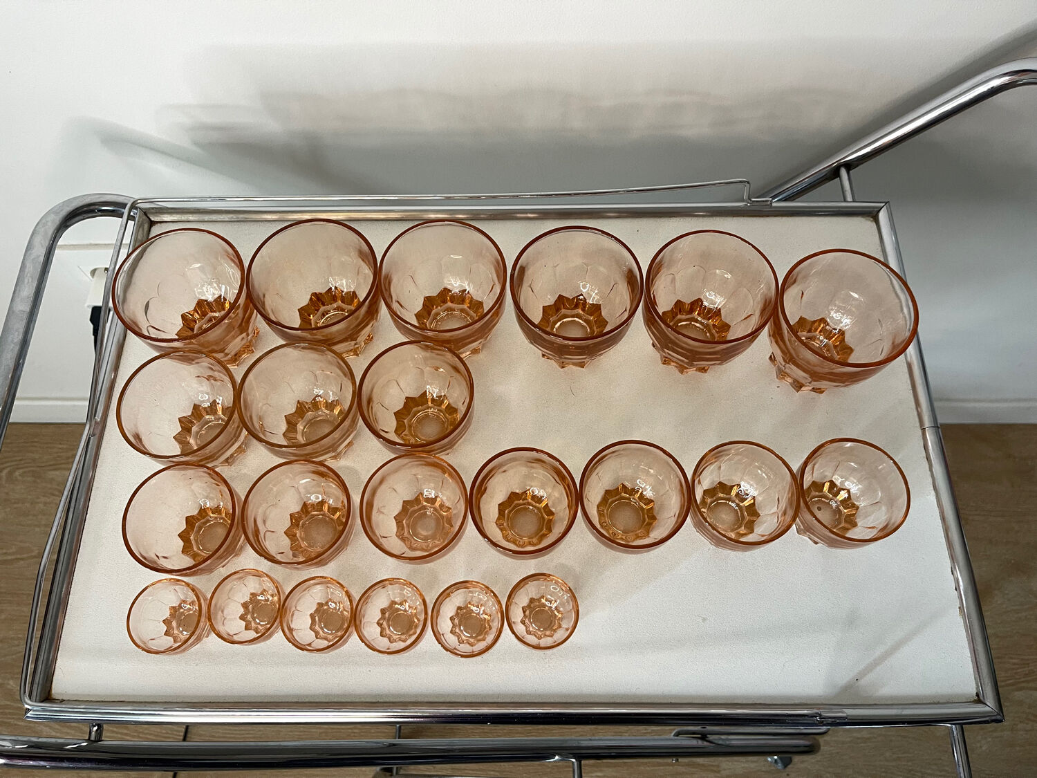 Set of 22 vintage amber/rosé glasses