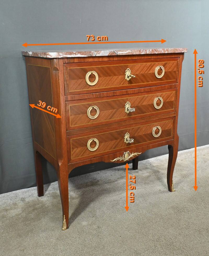 Small Mahogany Chest of Drawers – Part 1 of the 20th Century