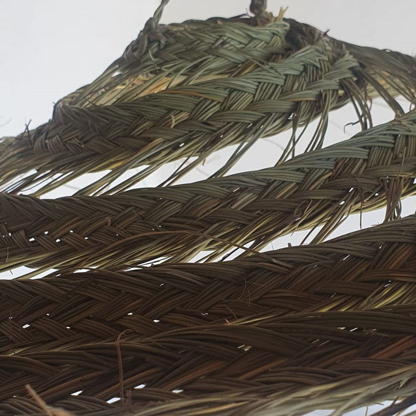 Doum pendant light in natural esparto