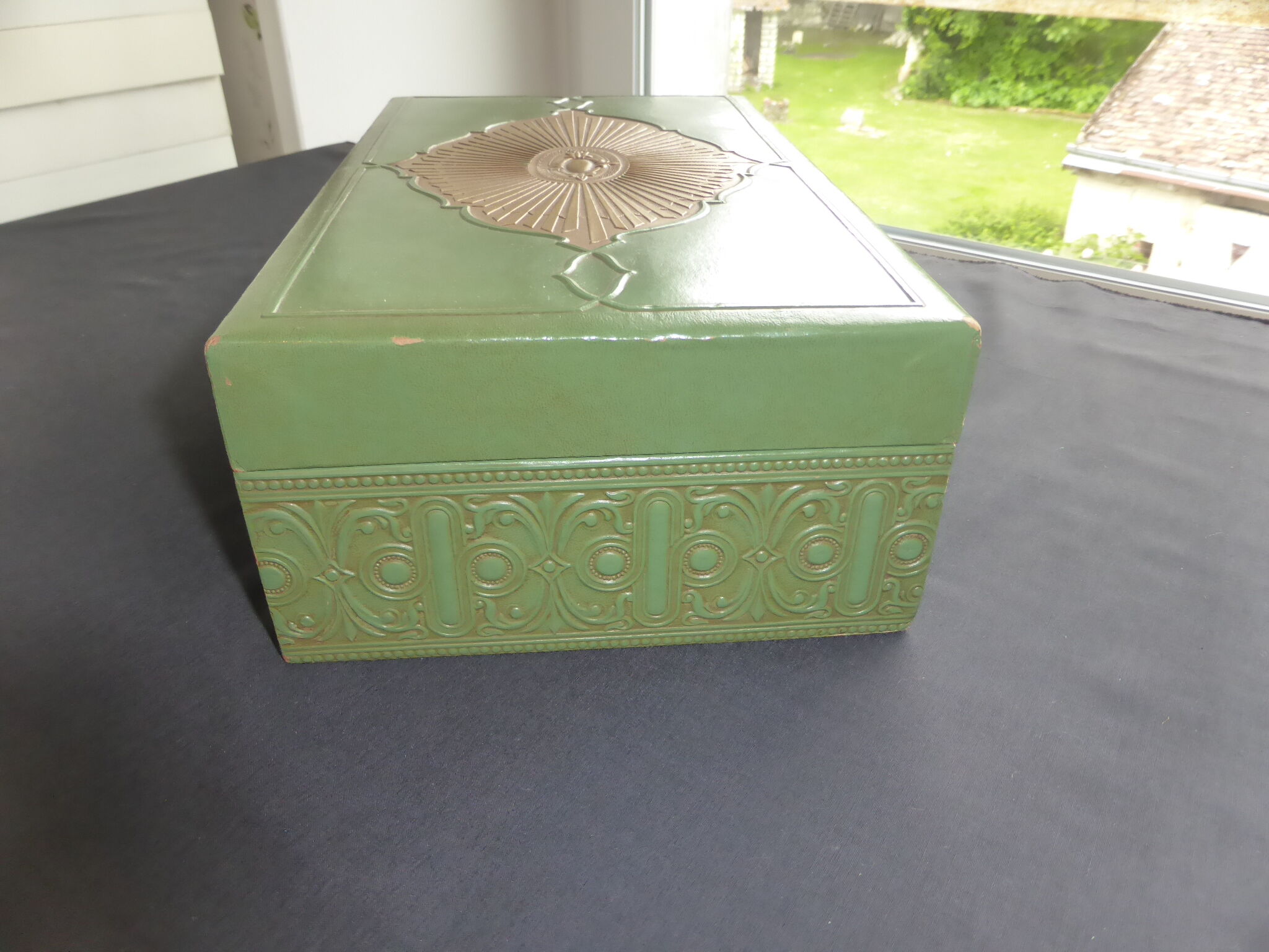 Vintage antique style box with interior mirror, barricini candies
