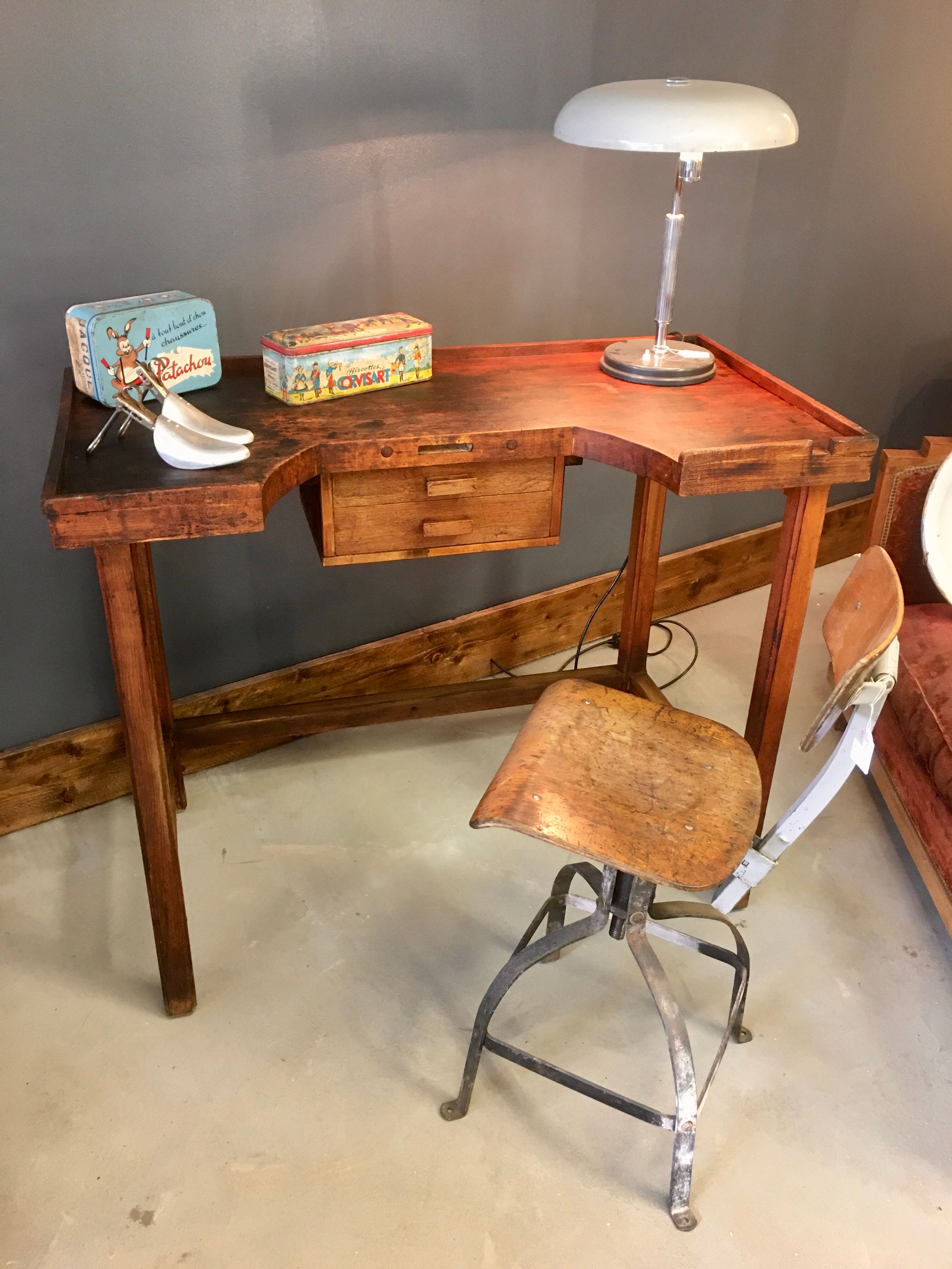 Watchmaker's workbench